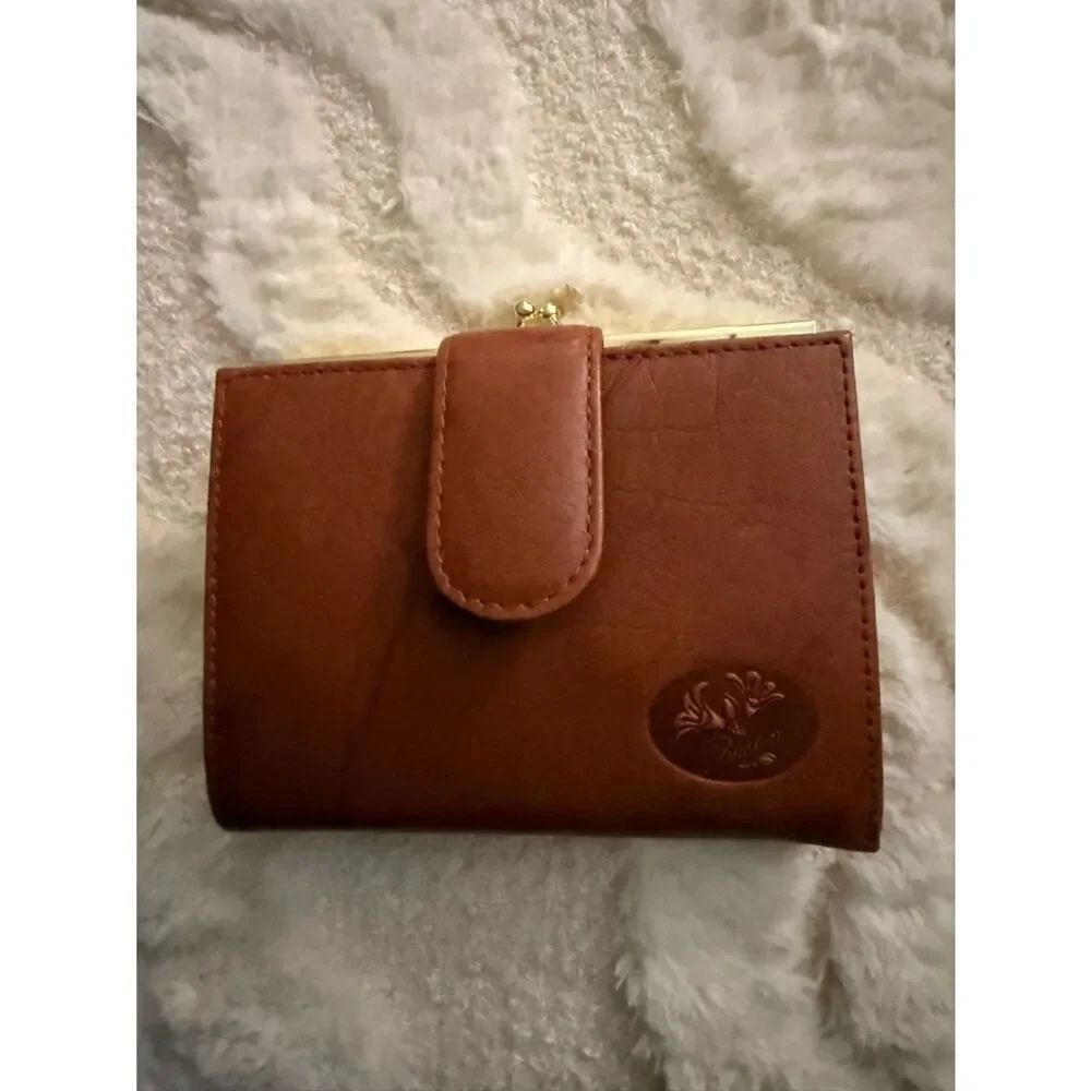 Buxton Brown Leather Bifold Wallet with Embossed Floral Detail